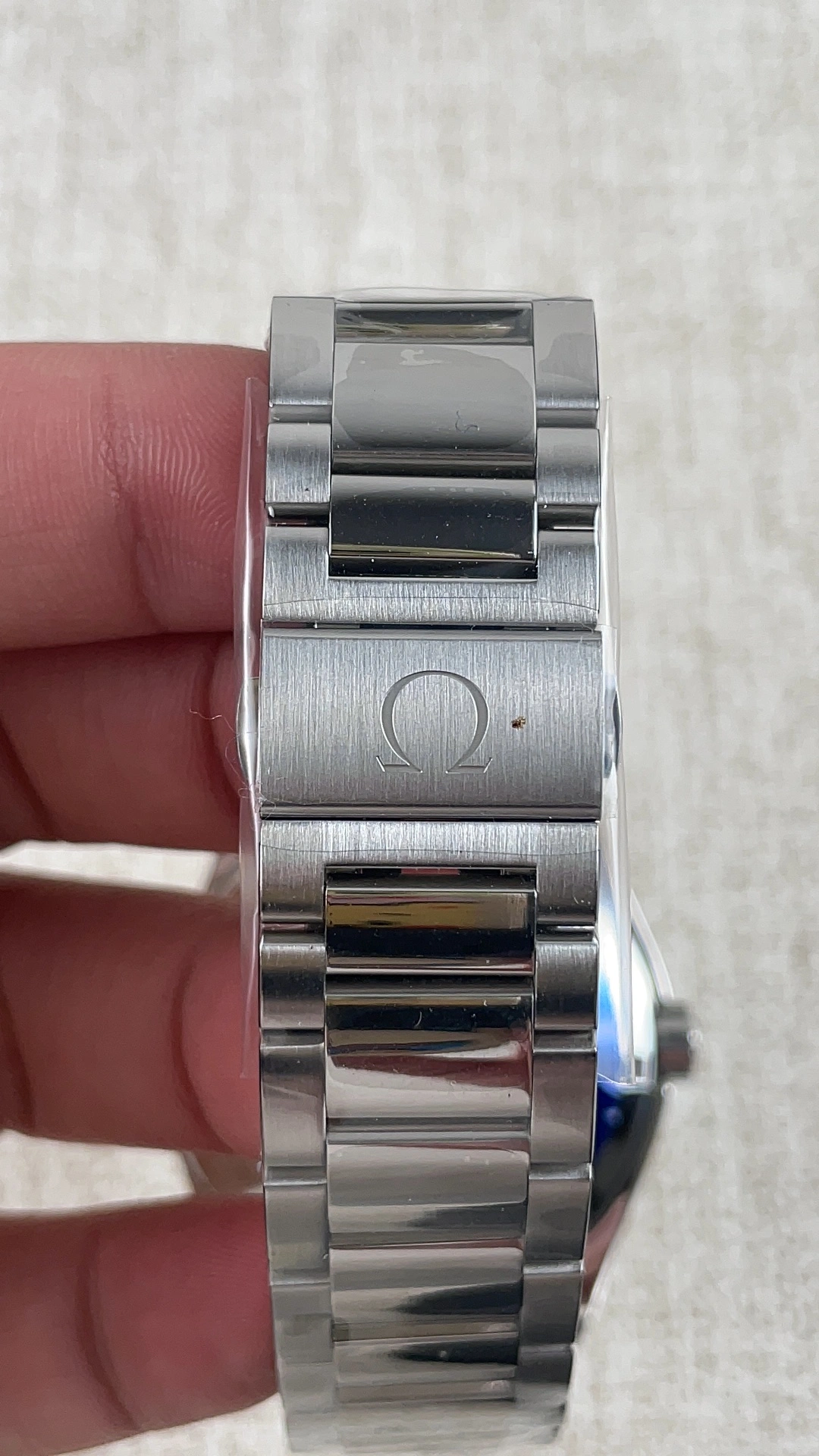 UrbanChic CBD Factory Omega Seamaster Aqua Terra 150M 41.5mm >15’000 Gauss “Bumblebee” (231.10.42.21.01.002) 1:1 Super Clone – DD8500 Movement 254